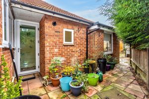 Photo 19- click for photo gallery